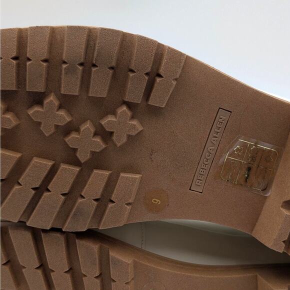 Rebecca Allen The All Weather Chelsea Ankle Boots Women's Cream Size US9 EU39.5 - Picture 7 of 12